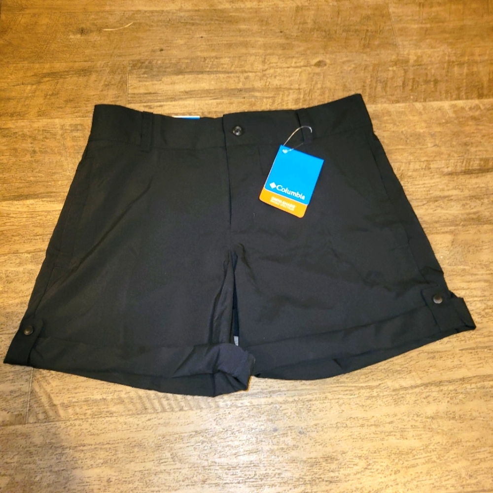 Columbia Omni-shade shorts Womens Size 8 Black Active Fit